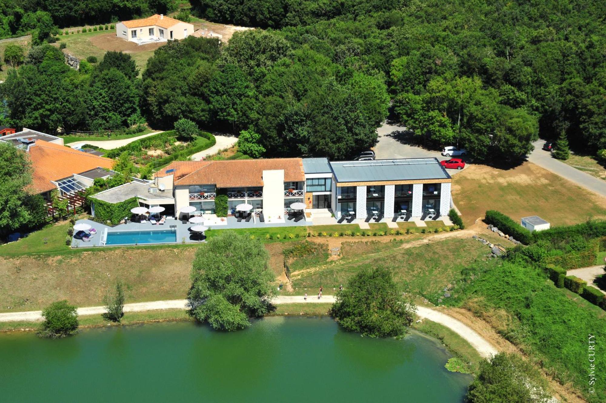 Trizay Les Jardins Du Lac מראה חיצוני תמונה